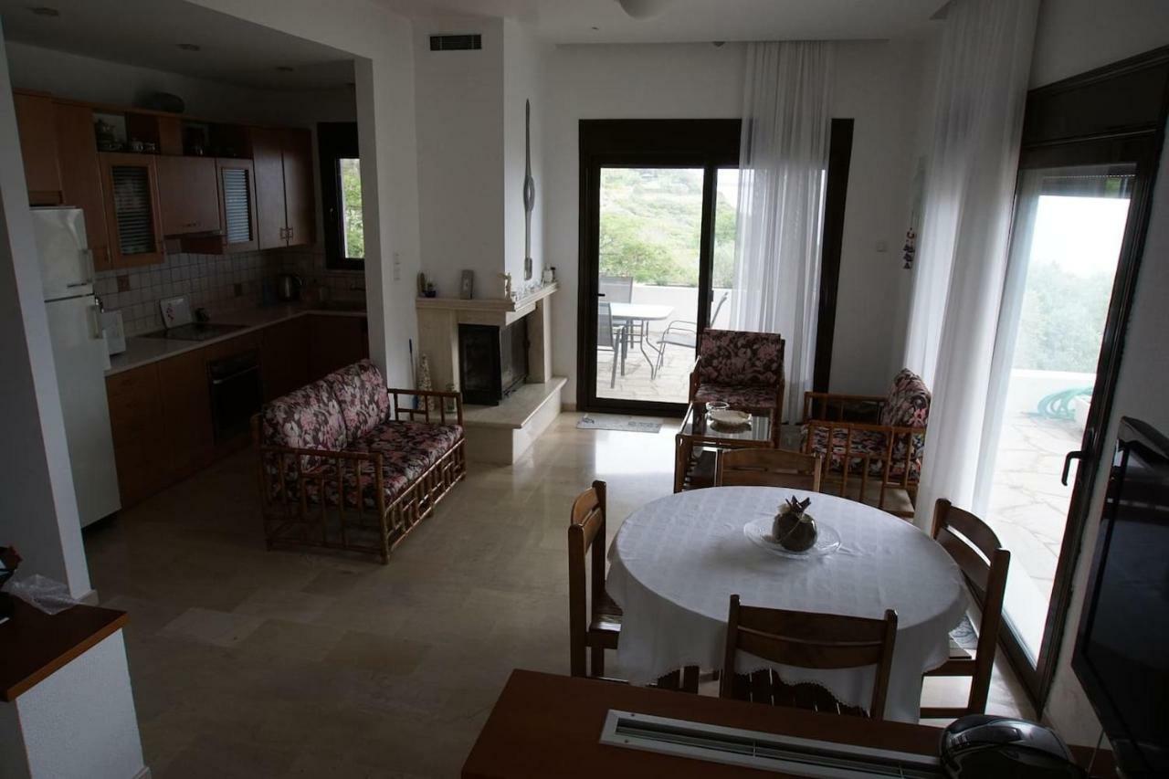 Seaside Vila Platanitis ภายนอก รูปภาพ
